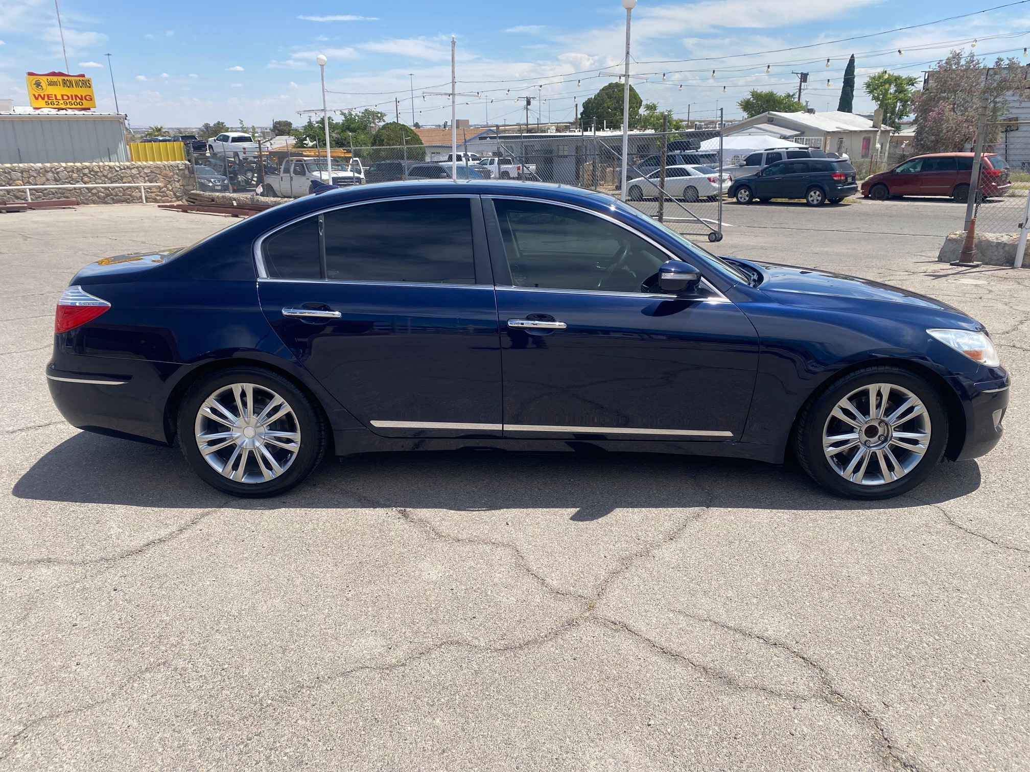 2011 Hyundai Genesis 4.6 thumbnail 8