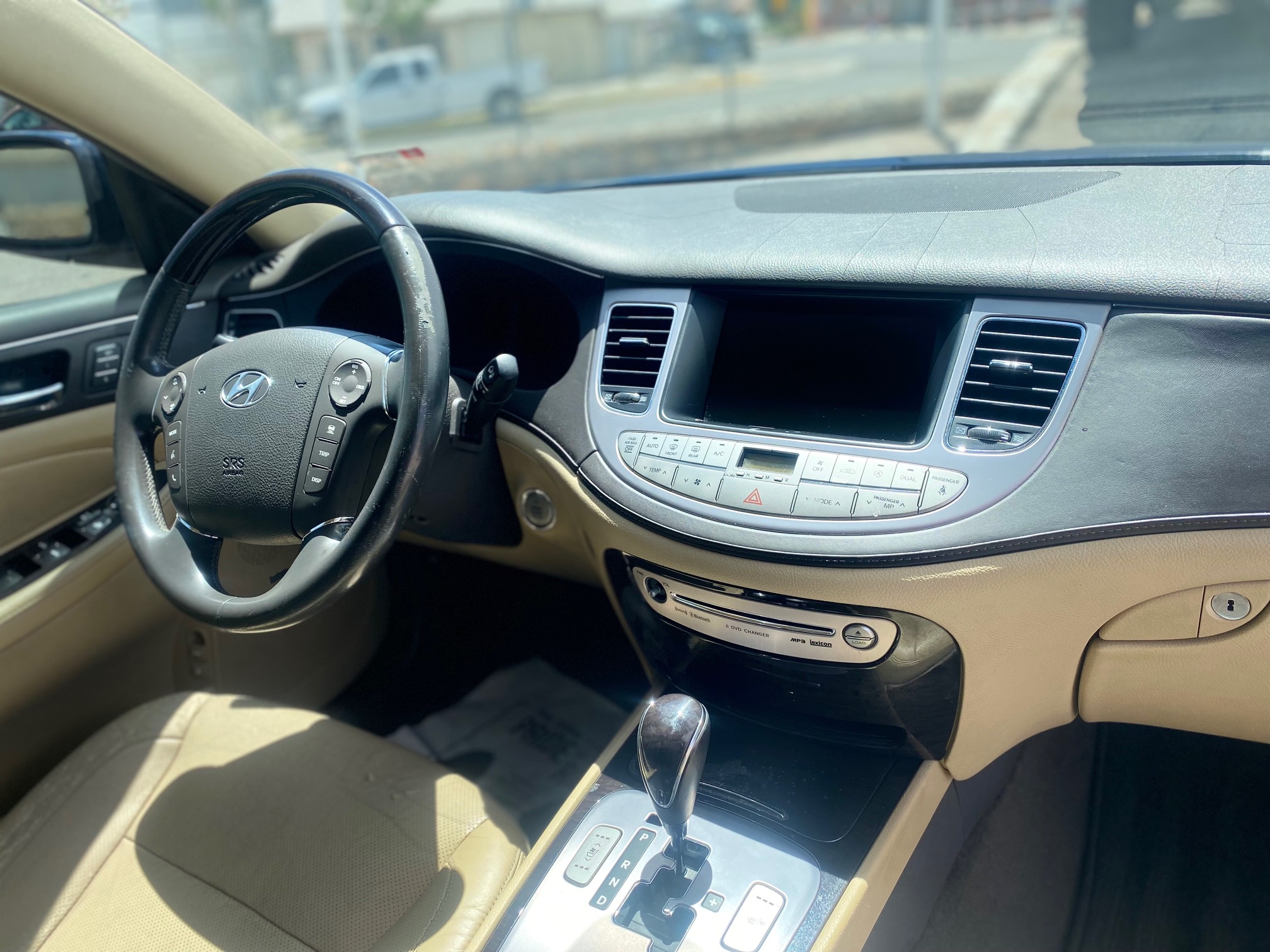 2011 Hyundai Genesis 4.6 thumbnail 10
