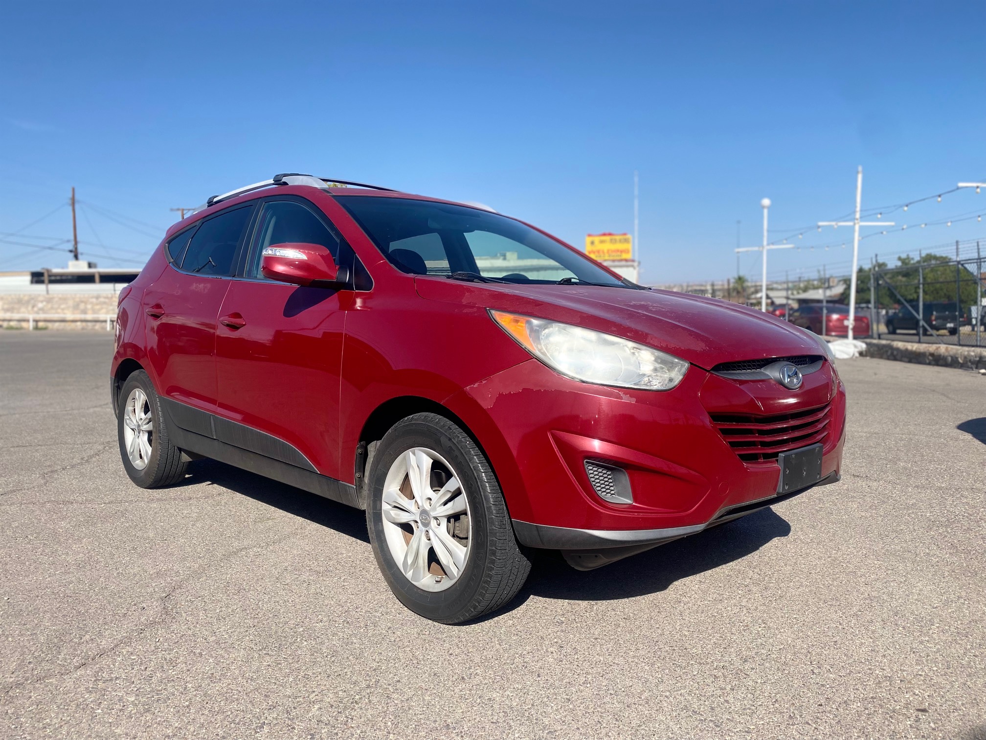 2012 Hyundai Tucson thumbnail 1