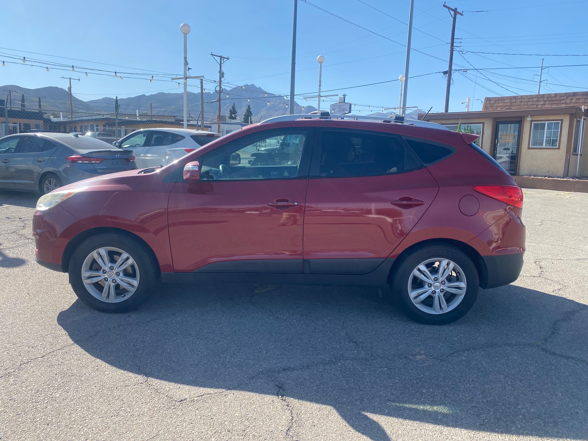 2012 Hyundai Tucson thumbnail 4