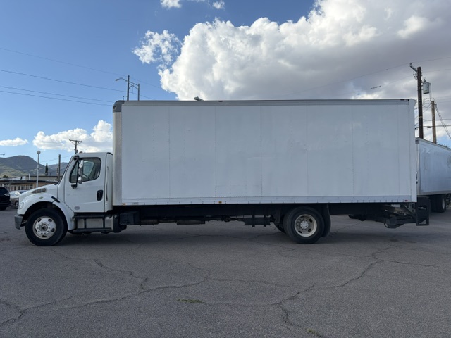2014 Freightliner M2 thumbnail 4
