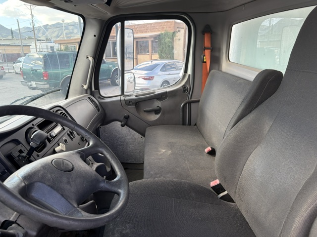 2014 Freightliner M2 thumbnail 9