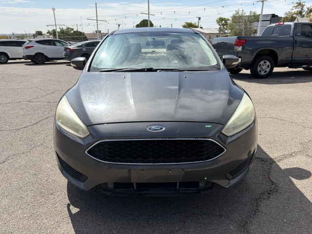 2015 Ford Focus thumbnail 2
