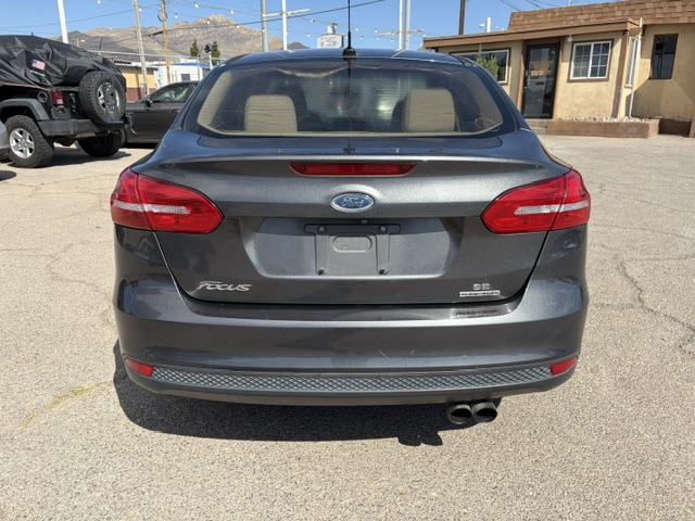 2015 Ford Focus thumbnail 6