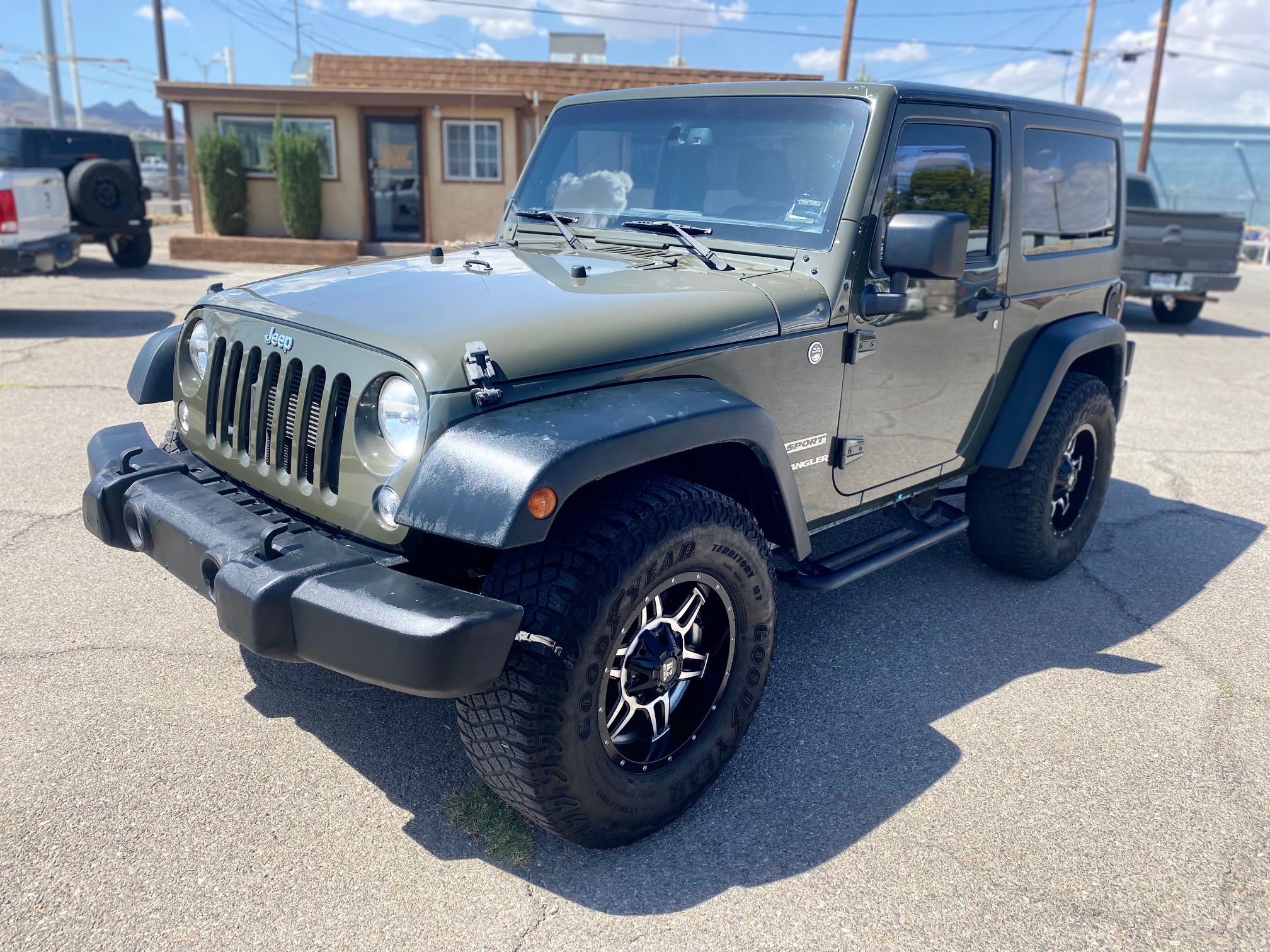 2015 Jeep Wrangler thumbnail 3