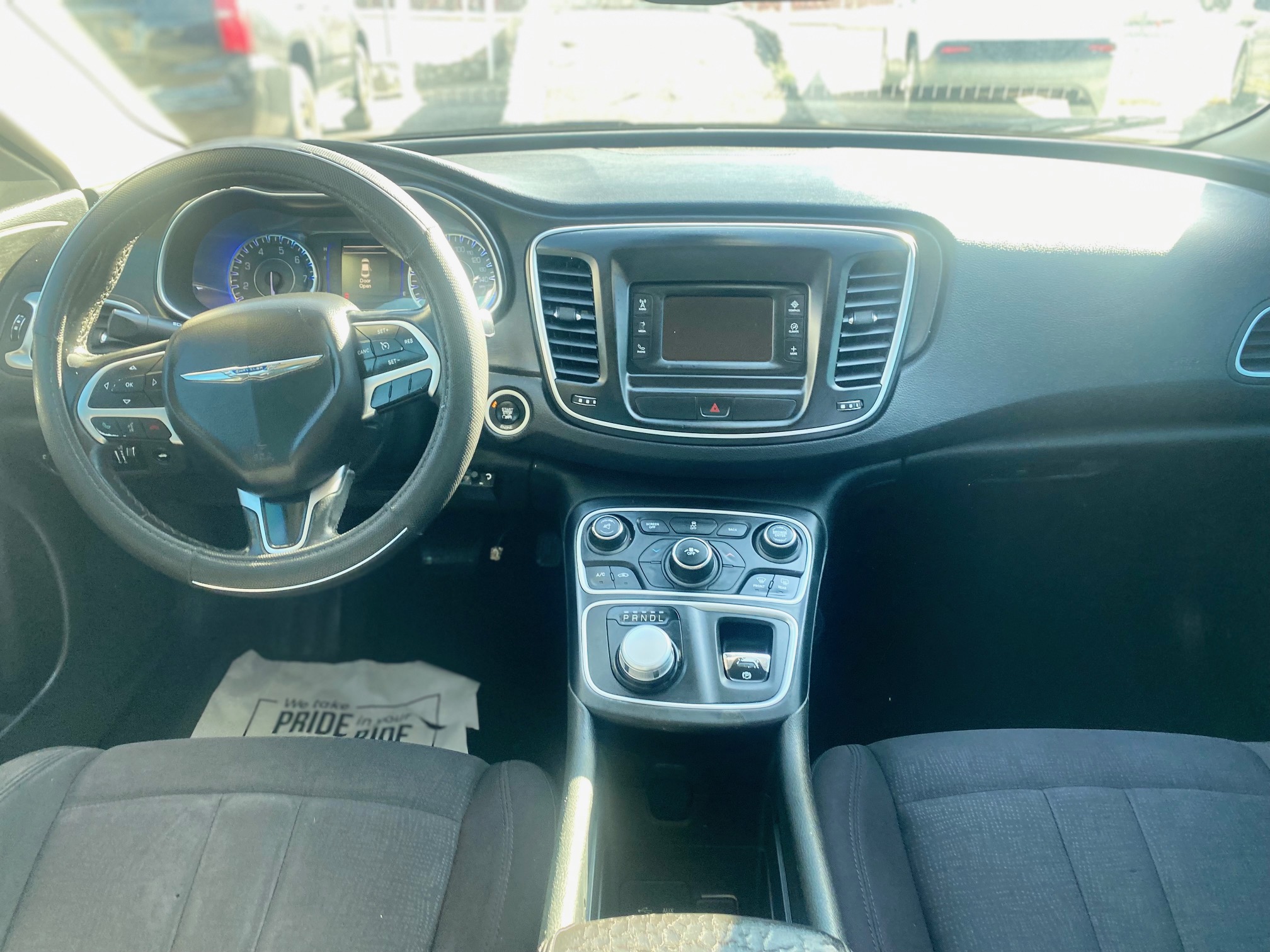 2015 Chrysler 200 thumbnail 11
