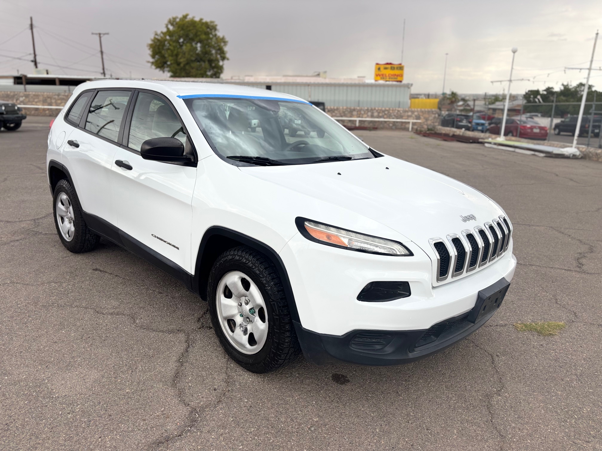 2016 Jeep Cherokee thumbnail 1