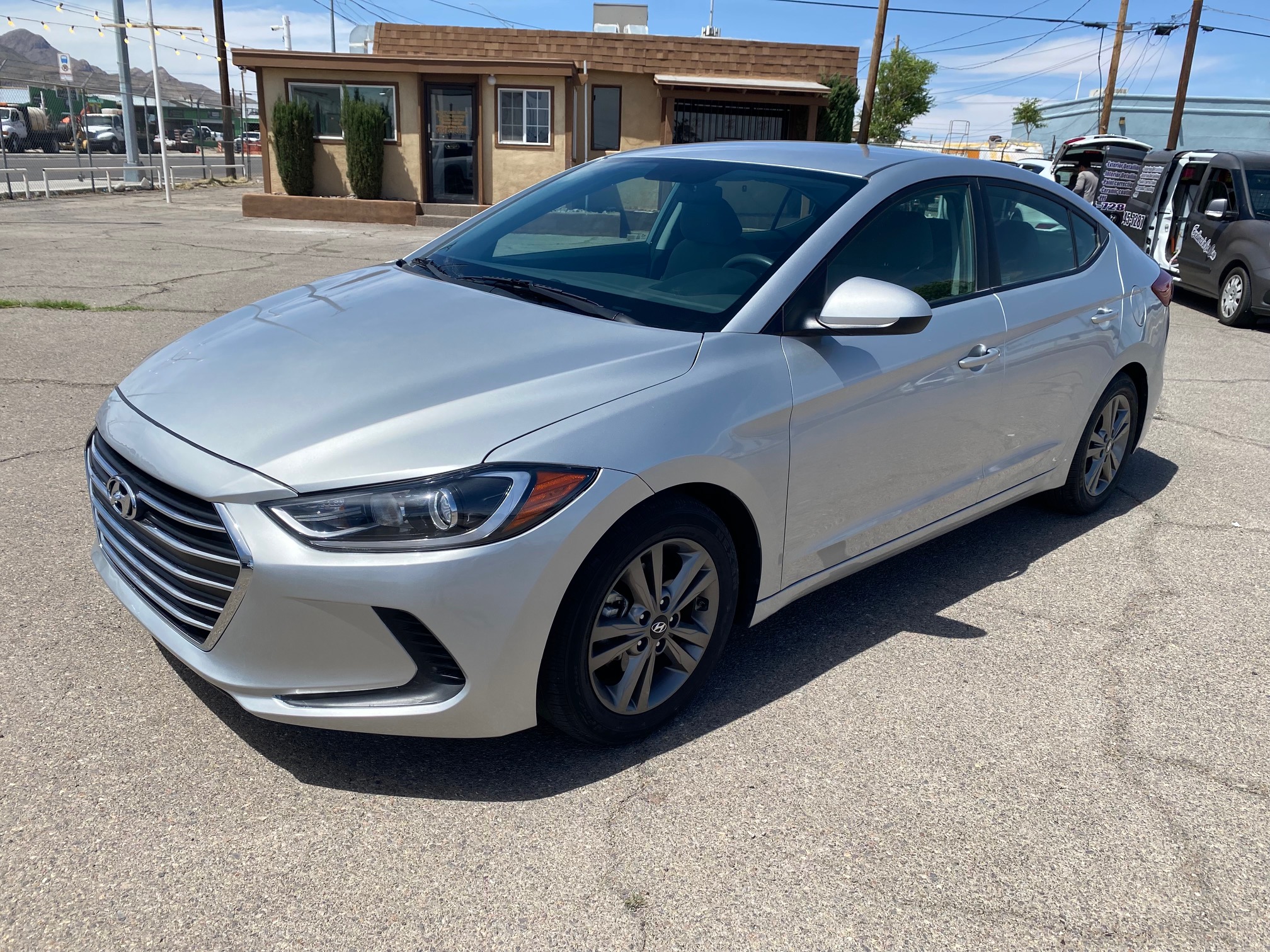 2017 Hyundai Elantra Se thumbnail 3