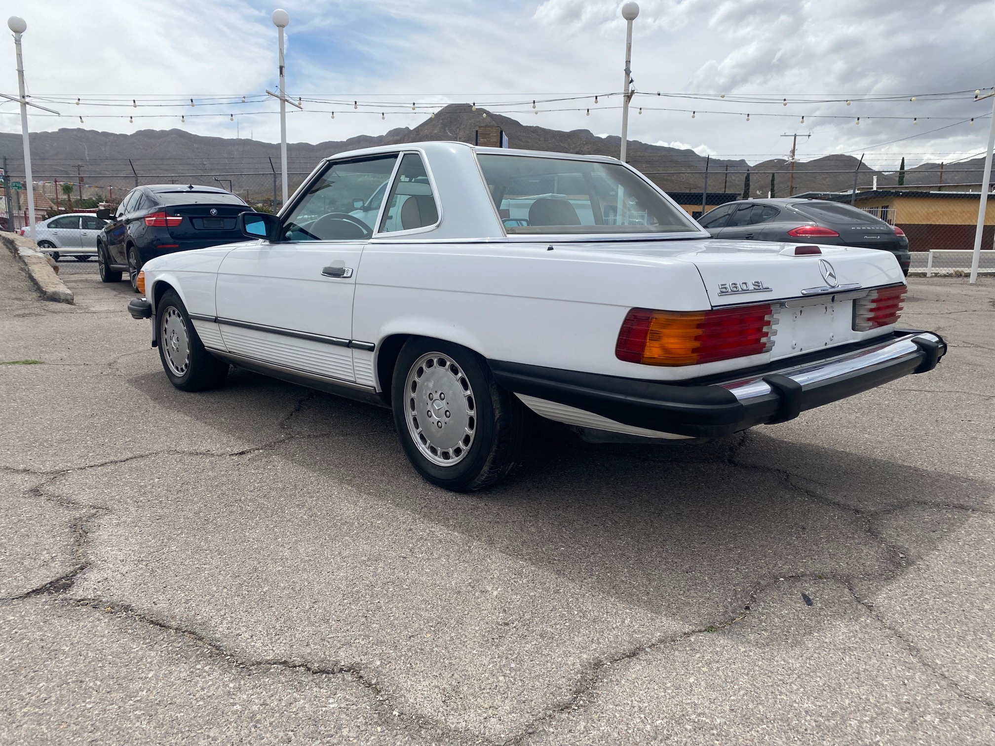 1989 Mercedes-Benz 560 Series Sl 2D Coupe thumbnail 5