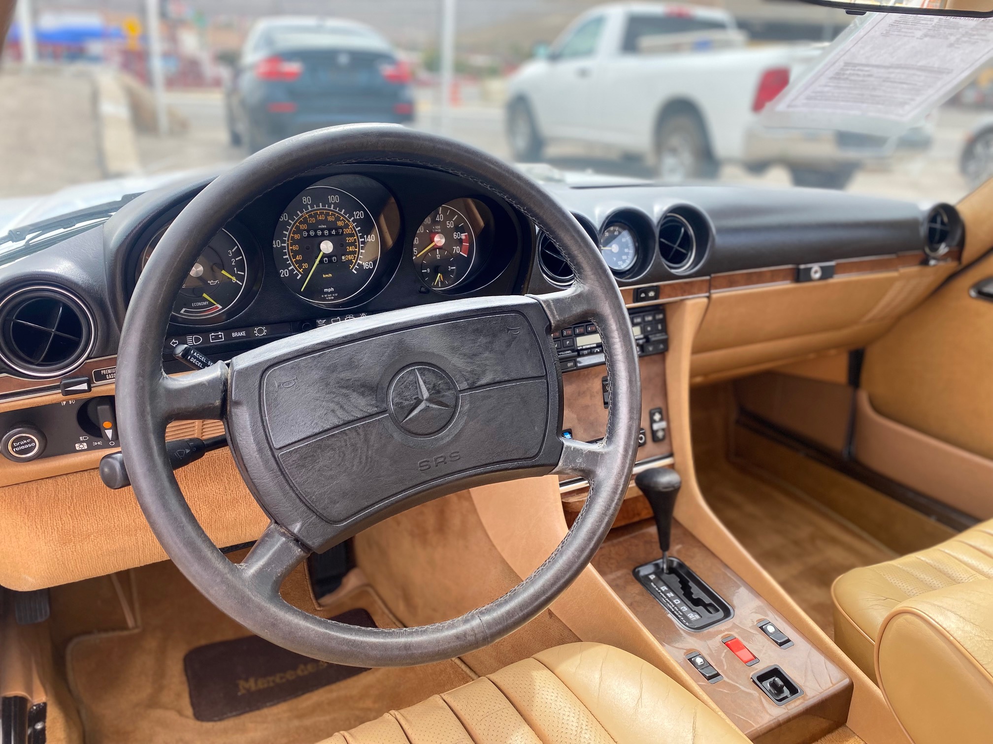 1989 Mercedes-Benz 560 Series Sl 2D Coupe thumbnail 9