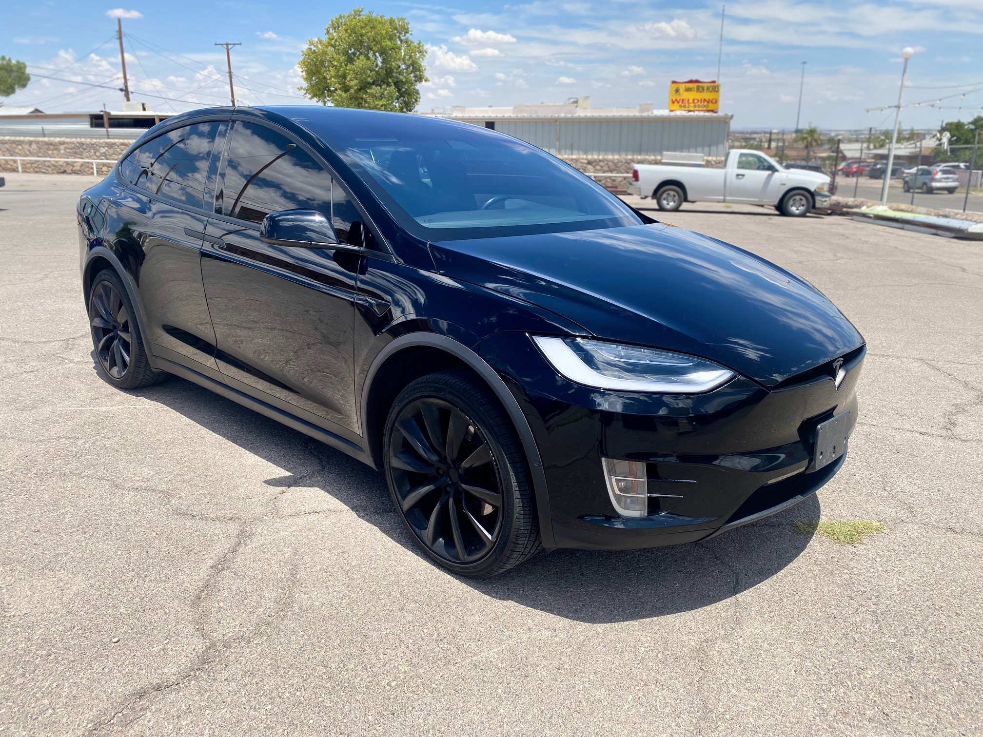 2019 Tesla Model X's photo