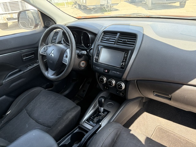 2020 Mitsubishi Outlander Sport thumbnail 10