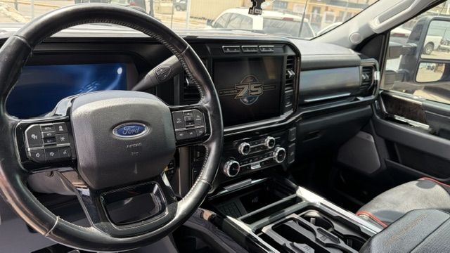 2023 Ford F-250 thumbnail 9