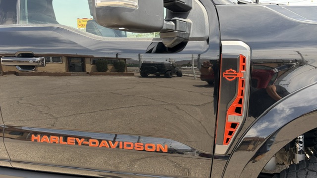 2023 Ford F-250 thumbnail 20