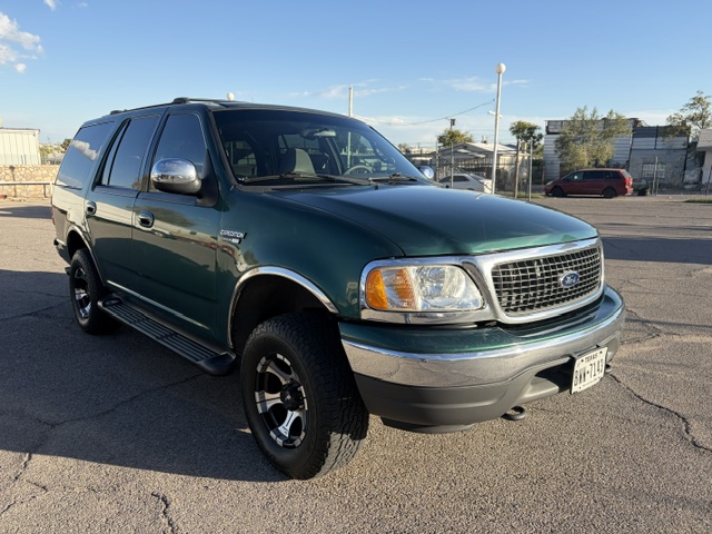 2000 Ford Expedition for sale at Carvvy Auto Group El Paso — photo 1